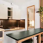 Hike & Ski-in Ski-out Mountain View For Family & Friends 茵特斯托德