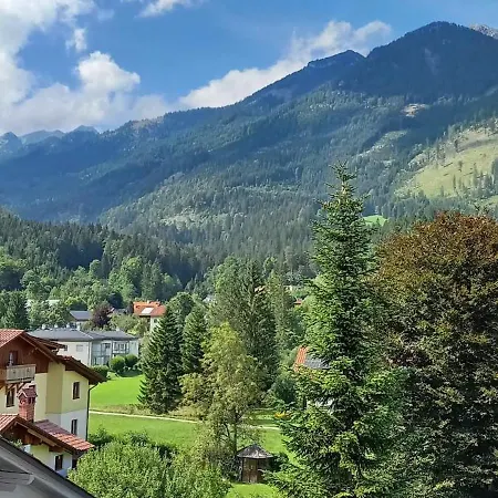 Hike & Ski-in Ski-out Mountain View For Family & Friends