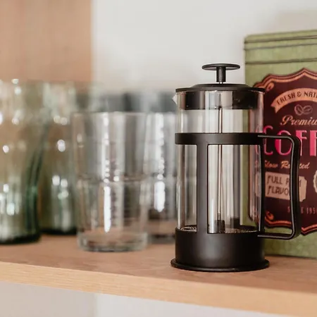 Hike & Ski-in Ski-out Mountain View For Family & Friends Apartment *