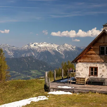 Hike & Ski-in Ski-out Mountain View For Family & Friends