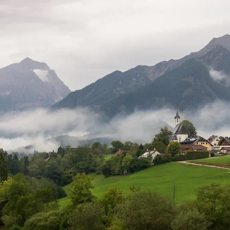 Appartement Hike & Ski-in Ski-out Mountain View For Family & Friends *