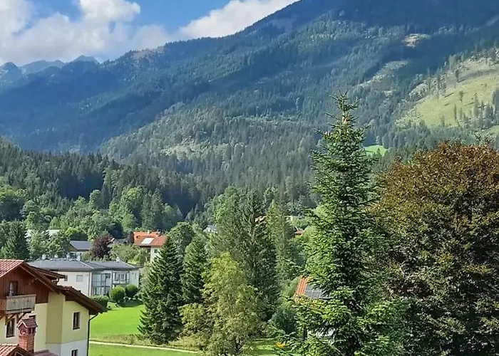 Hike & Ski-in Ski-out Mountain View For Family & Friends